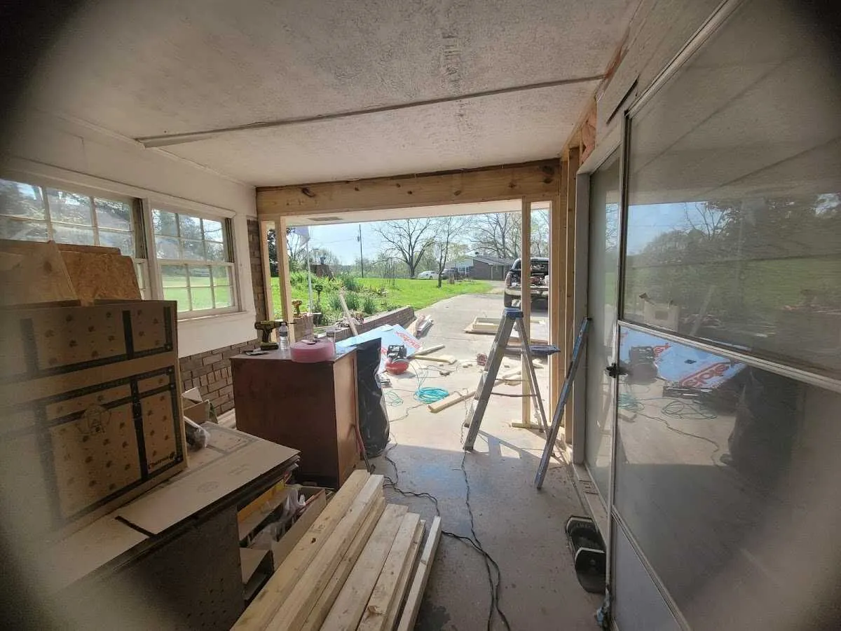 Air movers and dehumidifier for Drying & Dehumidification in Mableton